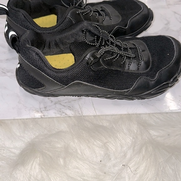 Black Athletic unisex Shoes size 42 US size 8 - Picture 3 of 6